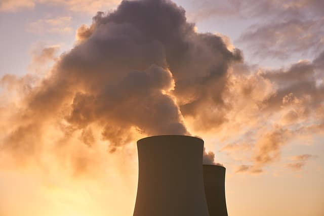 Investitionen in die Kernenergie: Warum braucht Frankreich Minireaktoren?